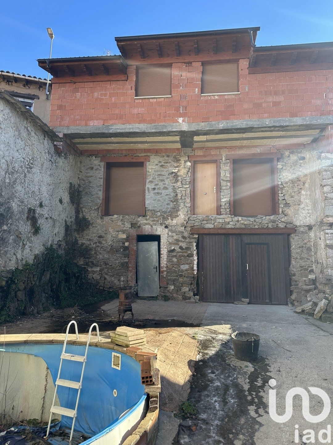 House in Matallana de Torio, Leon, Spain 2 bedrooms, 340 sq.m. No. 186014