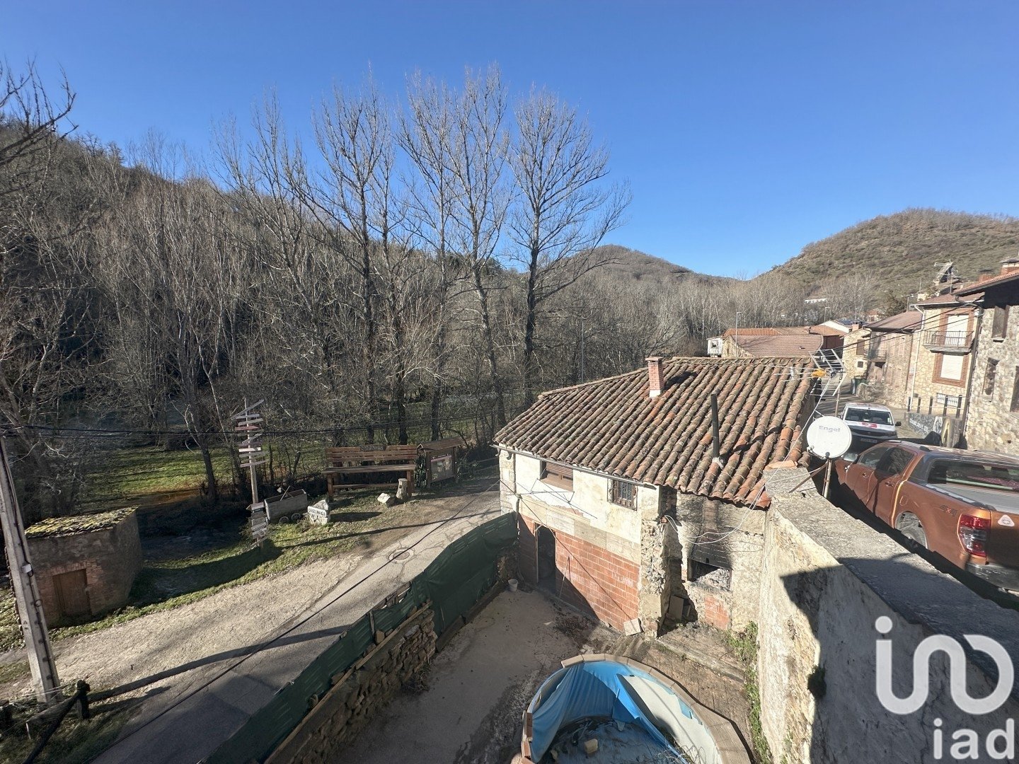 House in Matallana de Torio, Leon, Spain 2 bedrooms, 340 sq.m. No. 186014