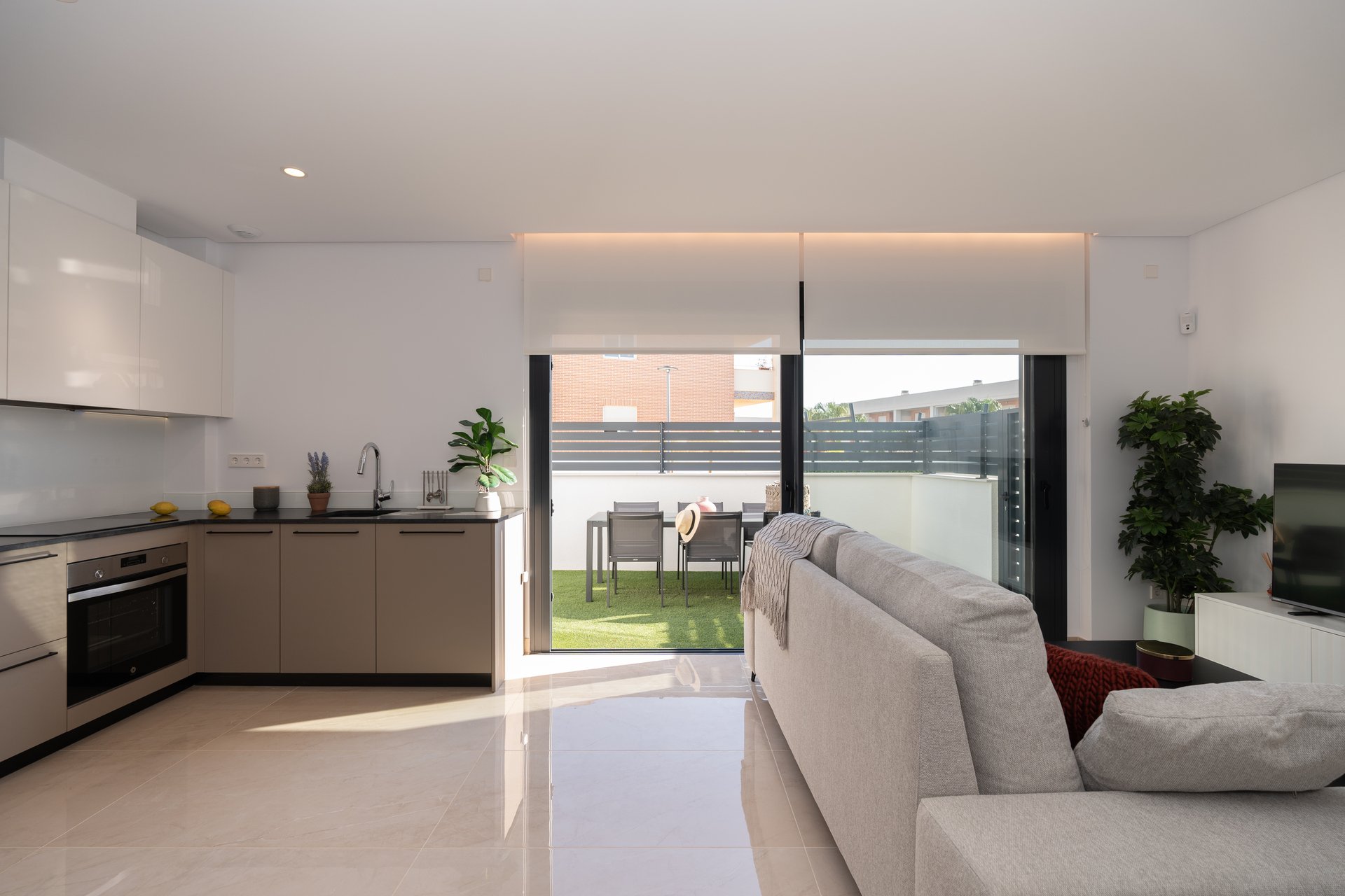 Townhouse in Elche, Alicante, Spain 3 bedrooms, 98 sq.m. No. 188825