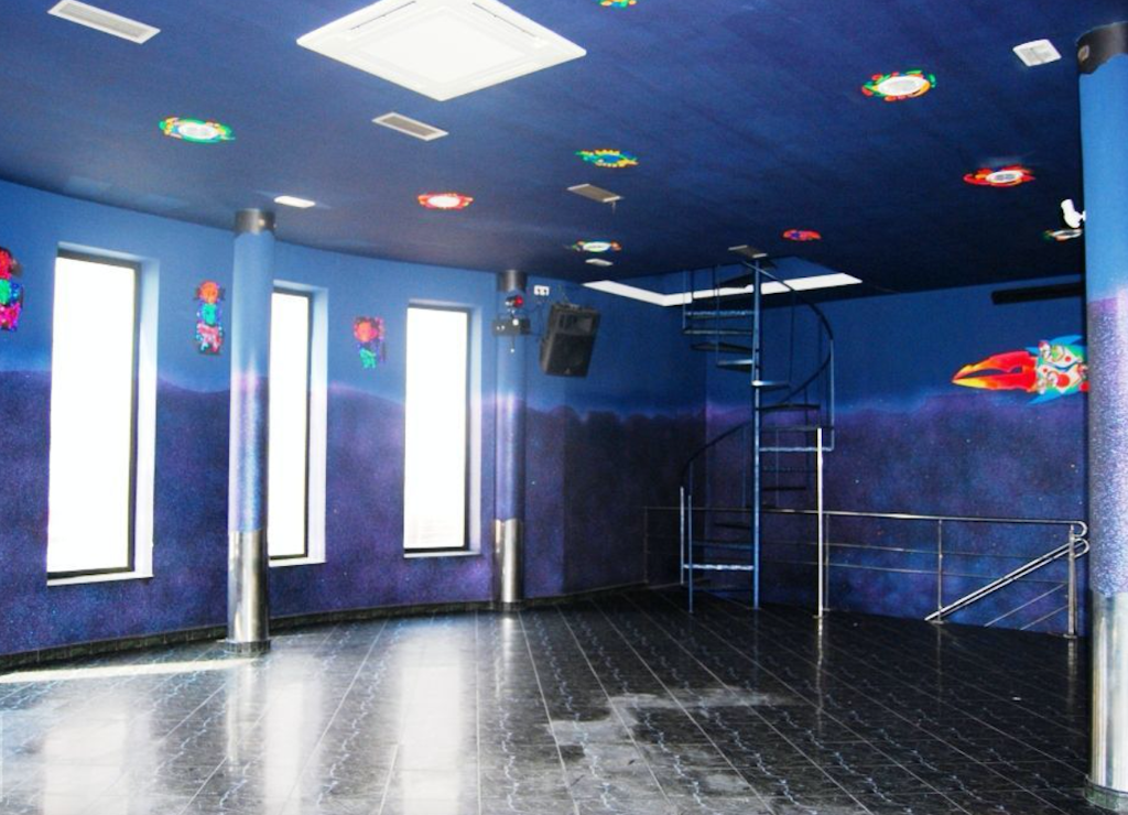 Liikekiinteistö Torrevieja, Alicante, Espanja 360 m2 No. 145070