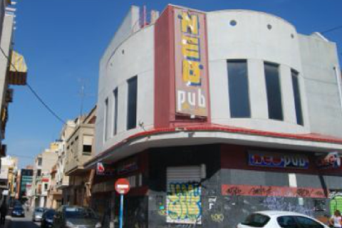 Propiedad comercial en Torrevieja, Alicante, España 360 m2 No. 145070