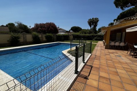Villa El Puerto de Santa Maria, Cadiz, Spānijā 6 istabas, 275 m2 Nr. 195342
