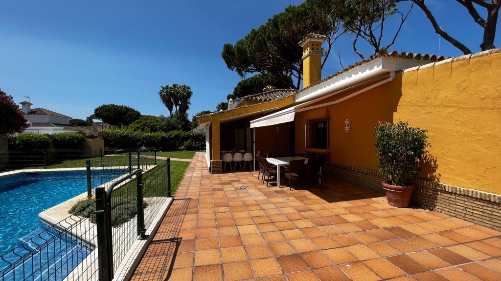 Villa El Puerto de Santa Maria, Cadiz, Spānijā 6 istabas, 275 m2 Nr. 195342