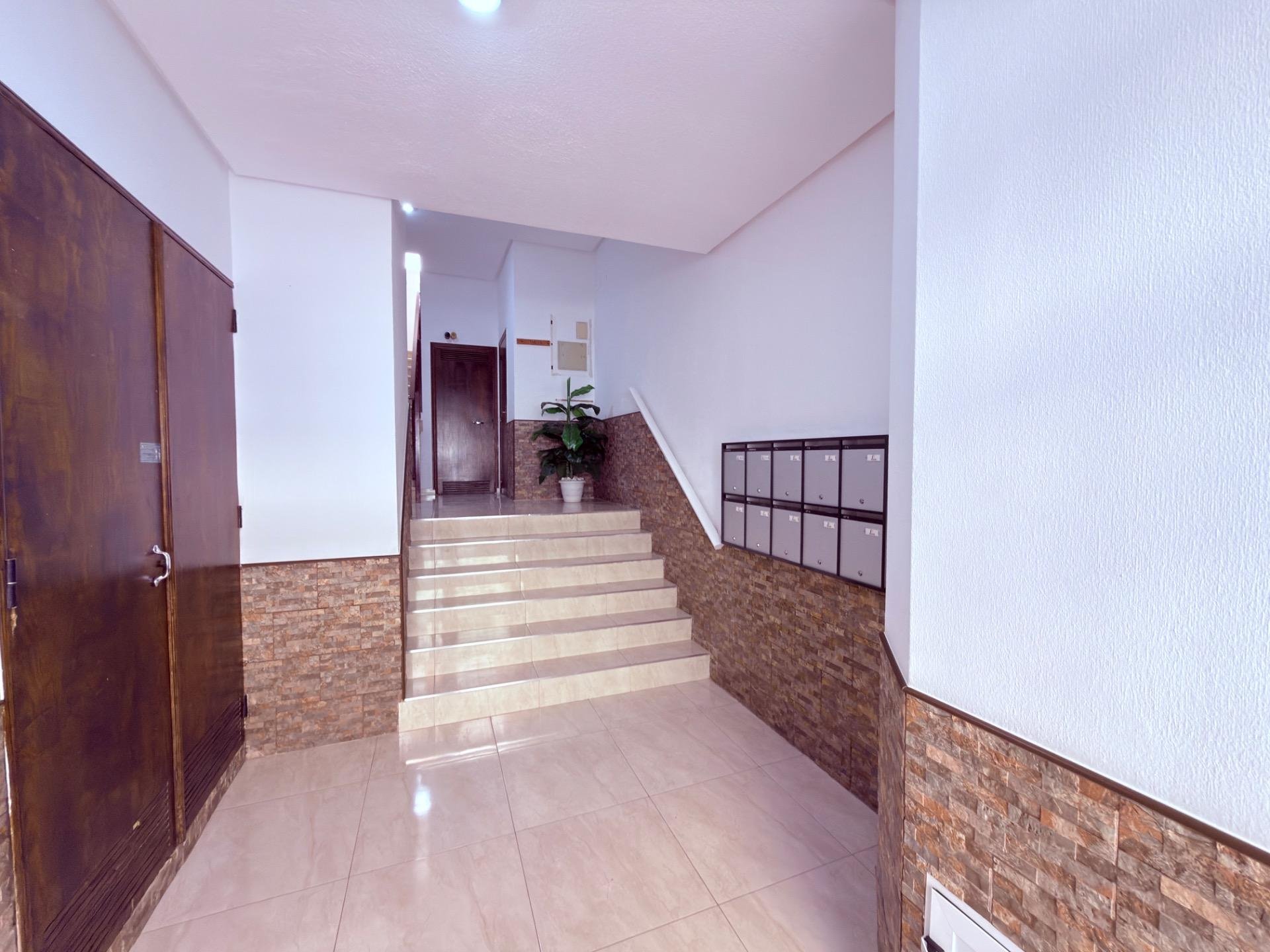 Apartamento en Alicante, España 1 dormitorio, 52 m2 No. 195339
