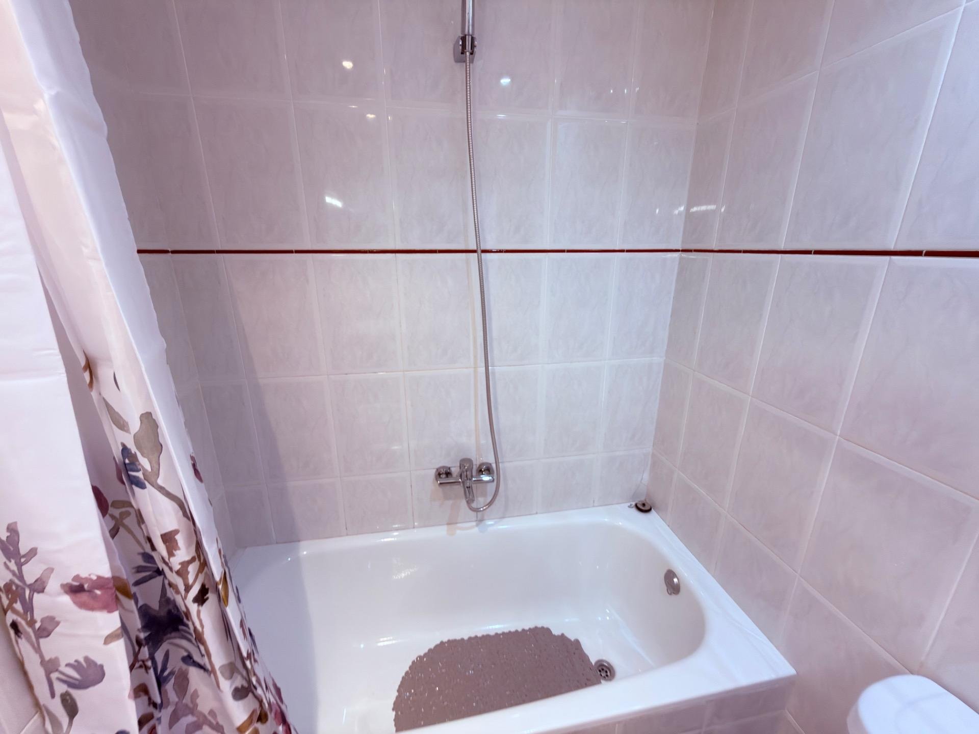 Apartamento en Alicante, España 1 dormitorio, 52 m2 No. 195339