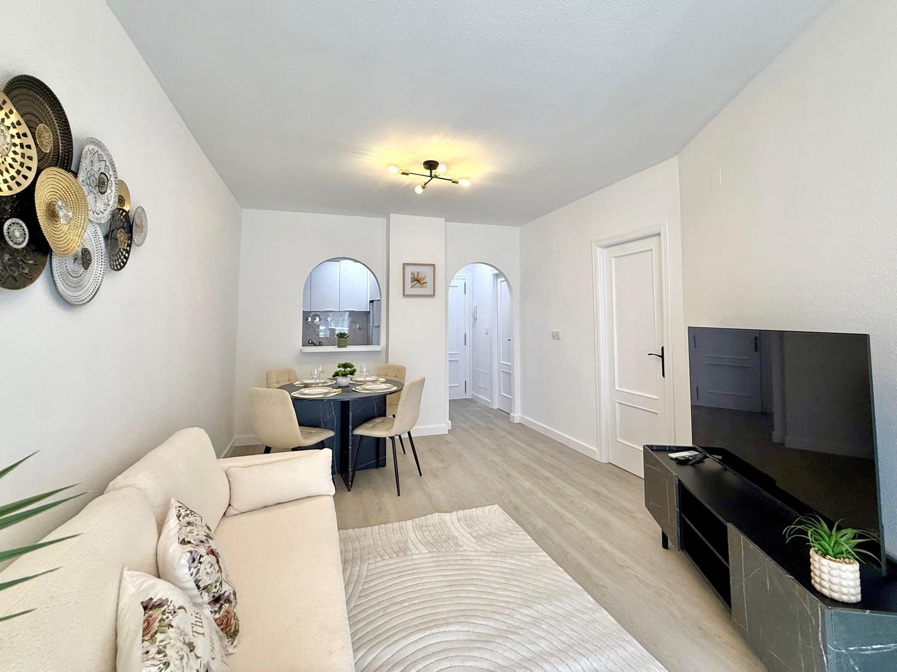 Apartamento en Torrevieja, Alicante, España 1 dormitorio, 50 m2 No. 195340