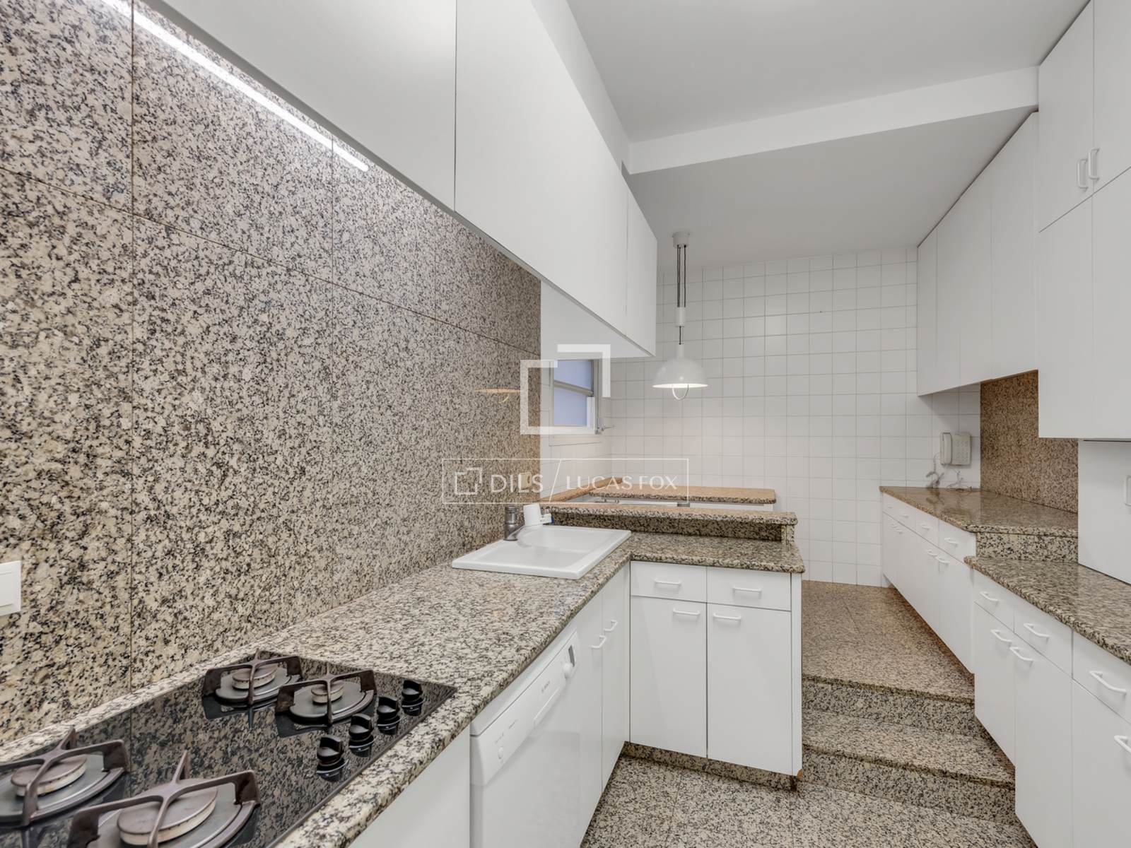 Wohnung in Barcelona, Spanien 7 Schlafzimmer, 250 m2 Nr. 192681