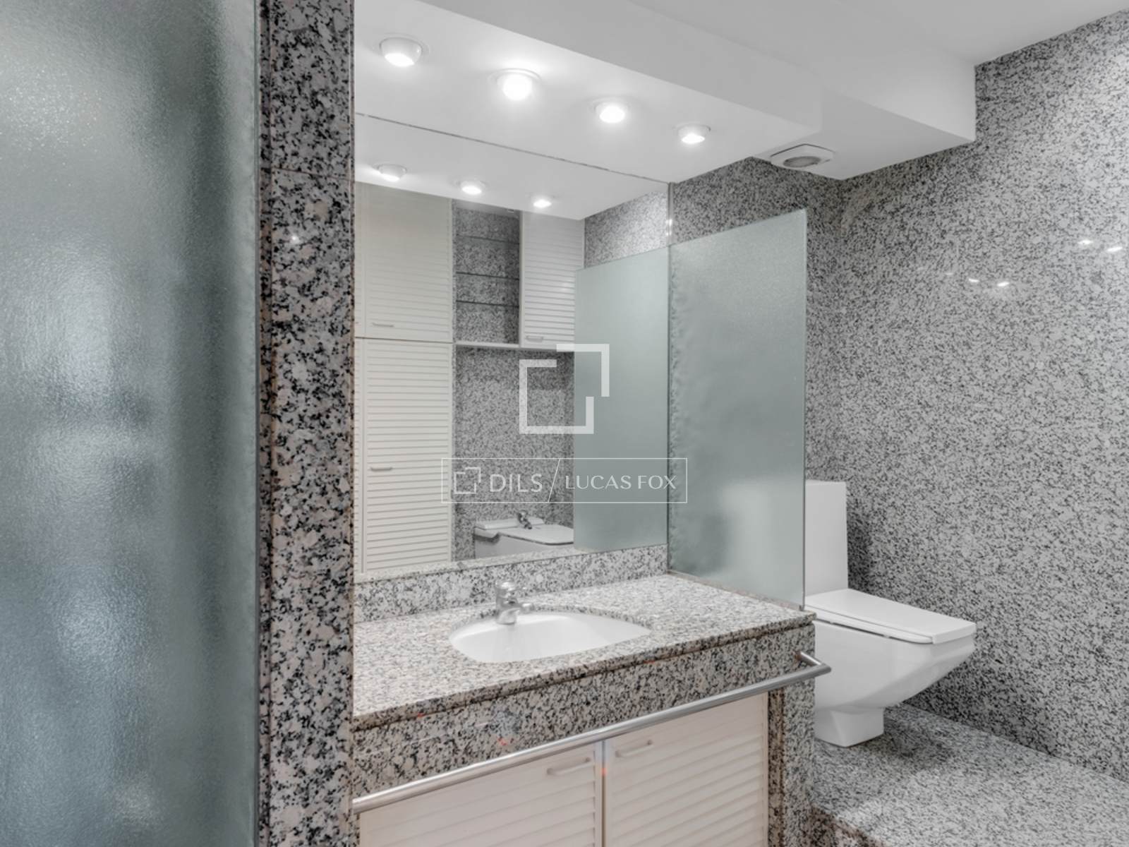 Wohnung in Barcelona, Spanien 7 Schlafzimmer, 250 m2 Nr. 192681