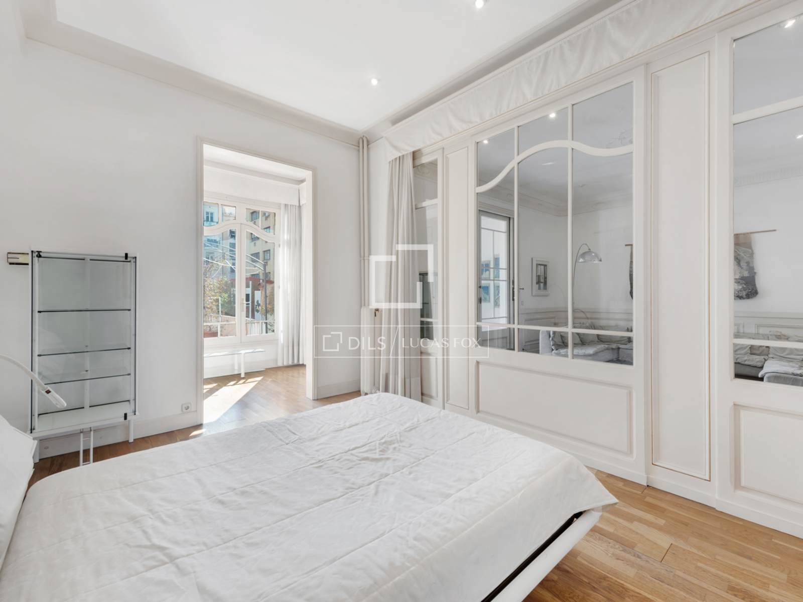 Wohnung in Barcelona, Spanien 7 Schlafzimmer, 250 m2 Nr. 192681