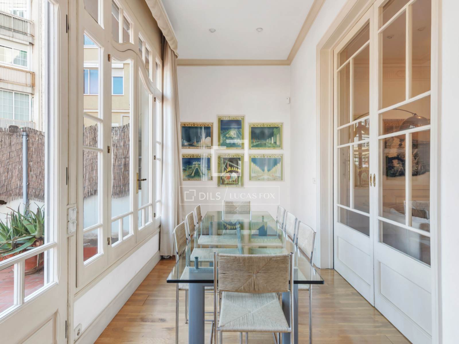 Wohnung in Barcelona, Spanien 7 Schlafzimmer, 250 m2 Nr. 192681