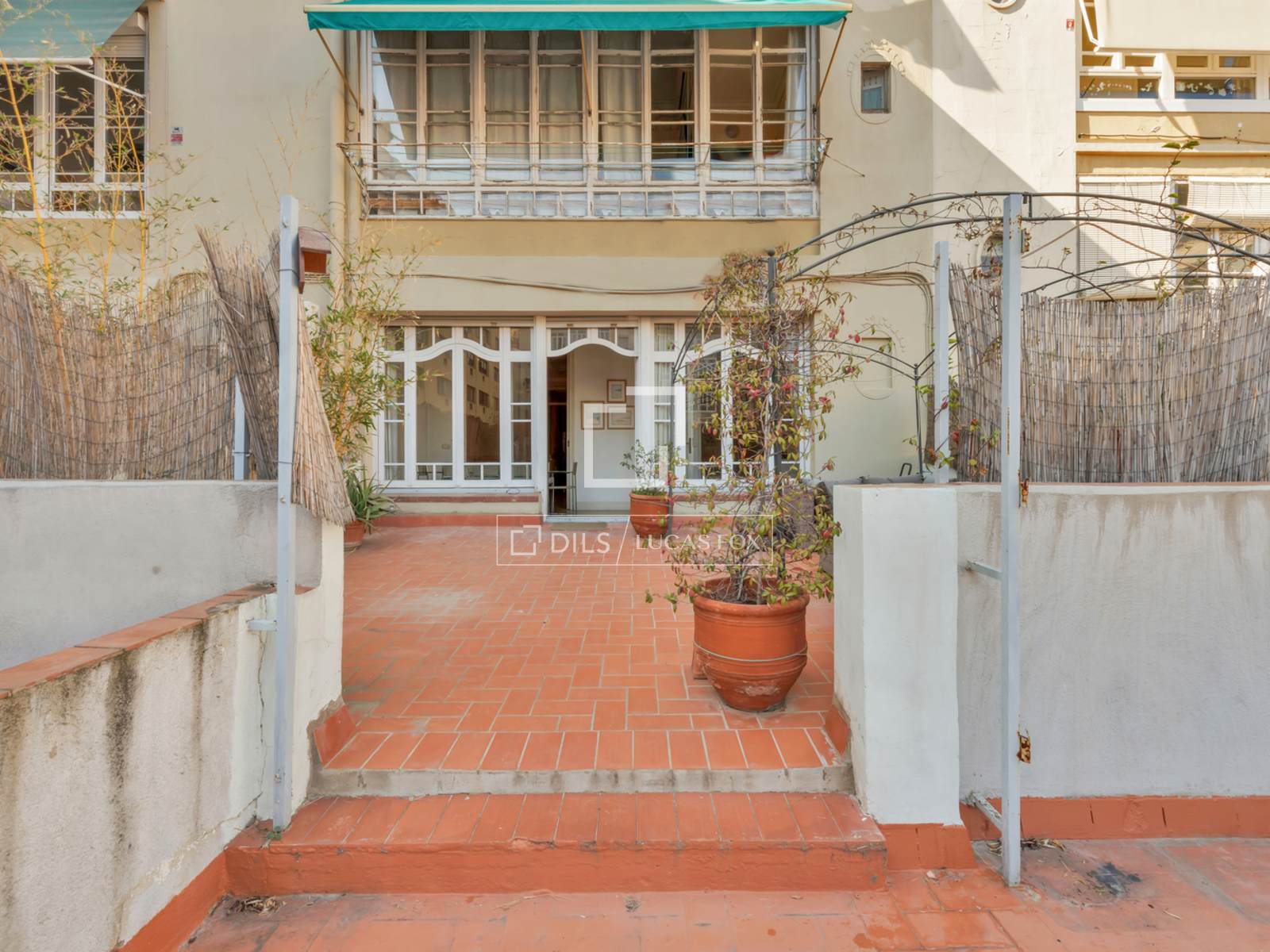 Wohnung in Barcelona, Spanien 7 Schlafzimmer, 250 m2 Nr. 192681