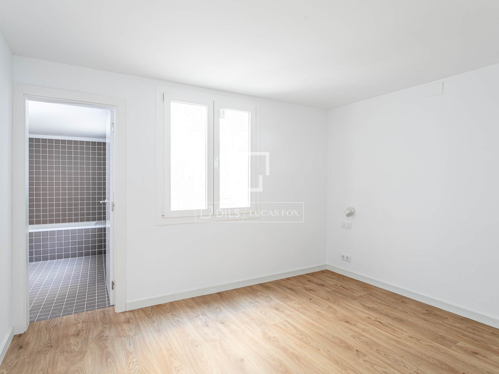 Appartamento a Barcelona, Spagna 3 camere da letto, 106 mq. N° 192686