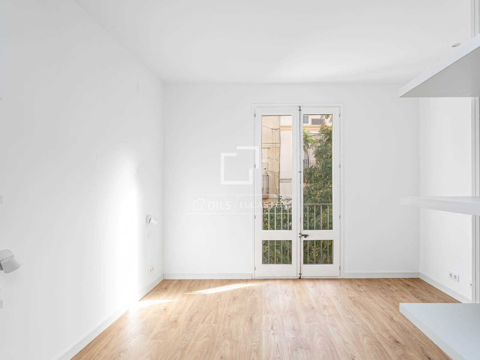 Appartamento a Barcelona, Spagna 3 camere da letto, 106 mq. N° 192686