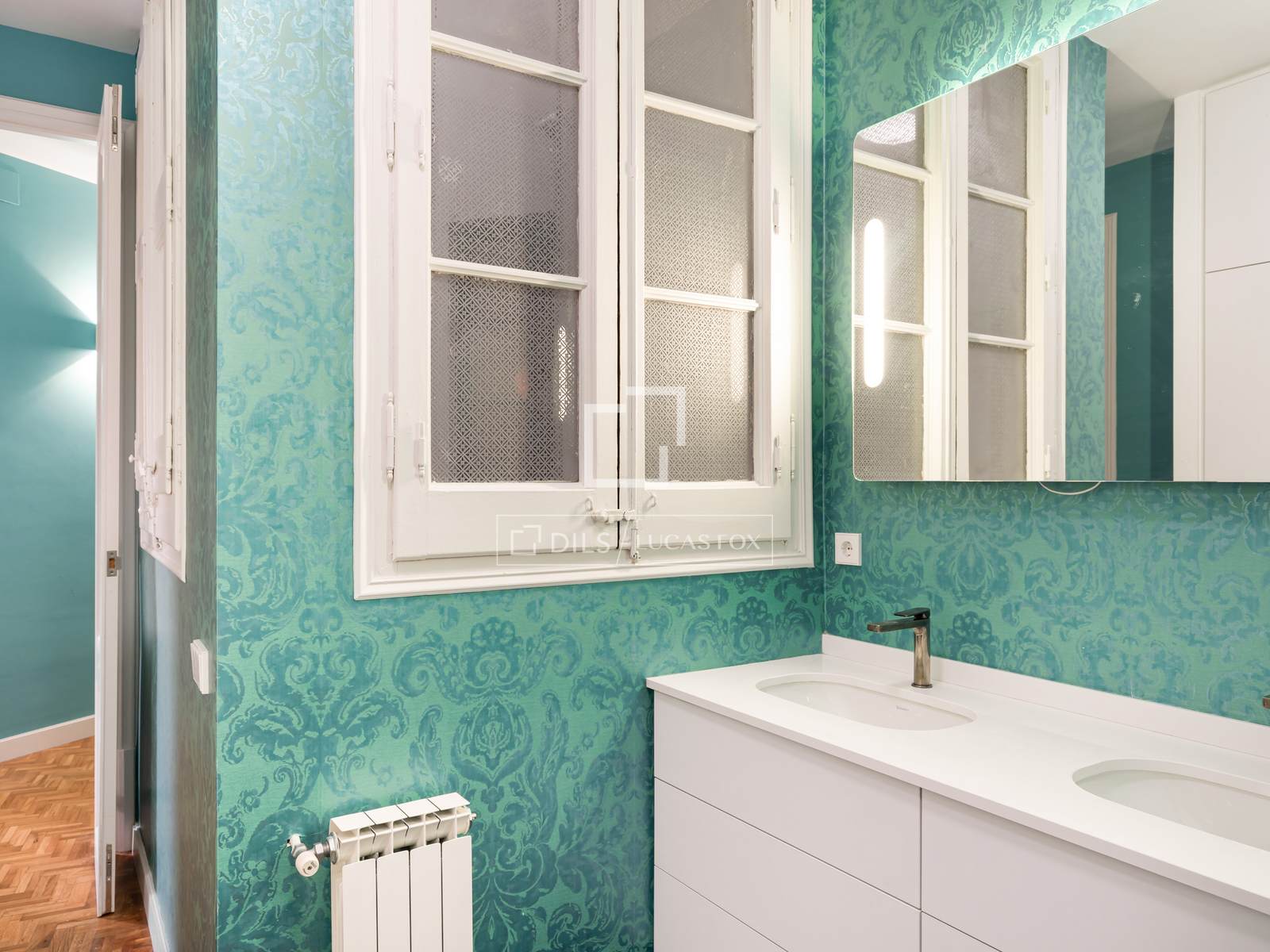 Wohnung in Barcelona, Spanien 4 Schlafzimmer, 117 m2 Nr. 192684