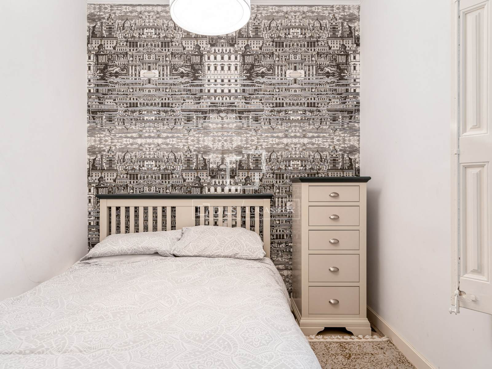 Wohnung in Barcelona, Spanien 4 Schlafzimmer, 117 m2 Nr. 192684