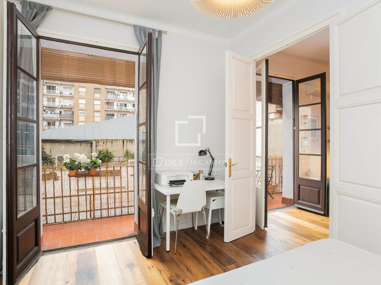 Apartment in Barcelona, Spain 2 bedrooms, 81 sq.m. No. 192685