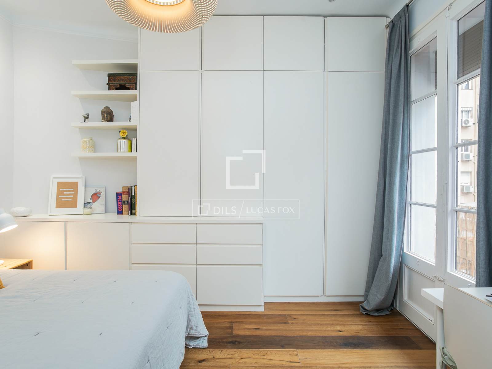 Apartment in Barcelona, Spain 2 bedrooms, 81 sq.m. No. 192685