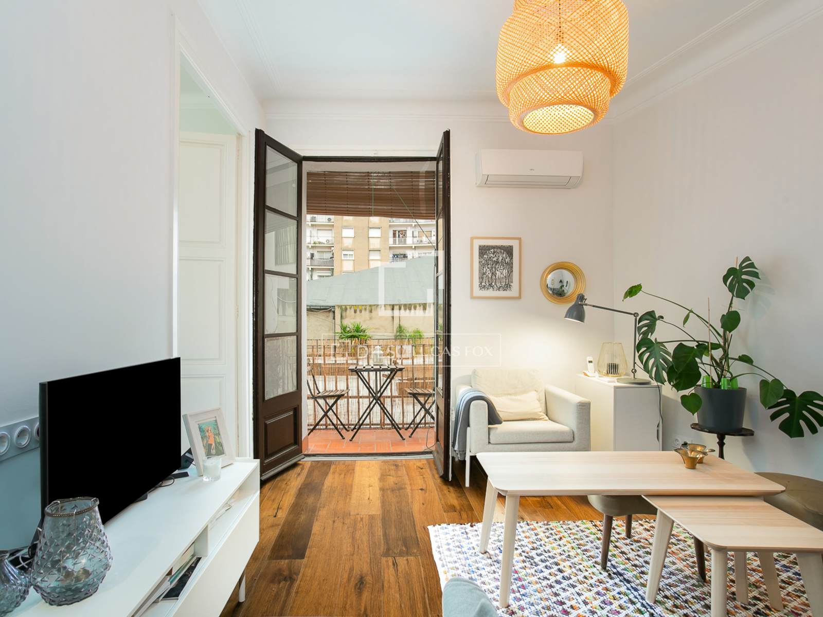 Apartment in Barcelona, Spain 2 bedrooms, 81 sq.m. No. 192685