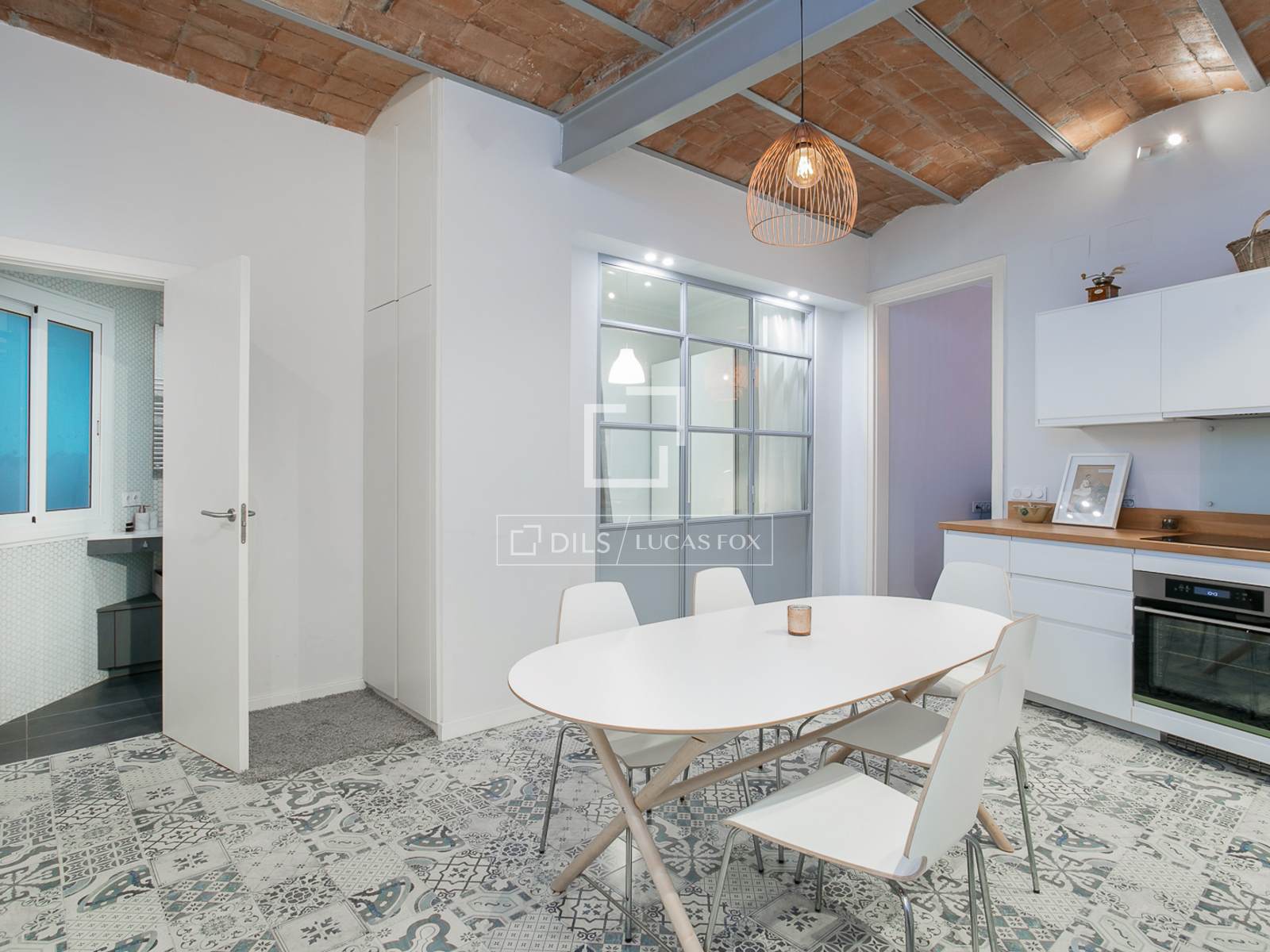 Apartment in Barcelona, Spain 2 bedrooms, 81 sq.m. No. 192685