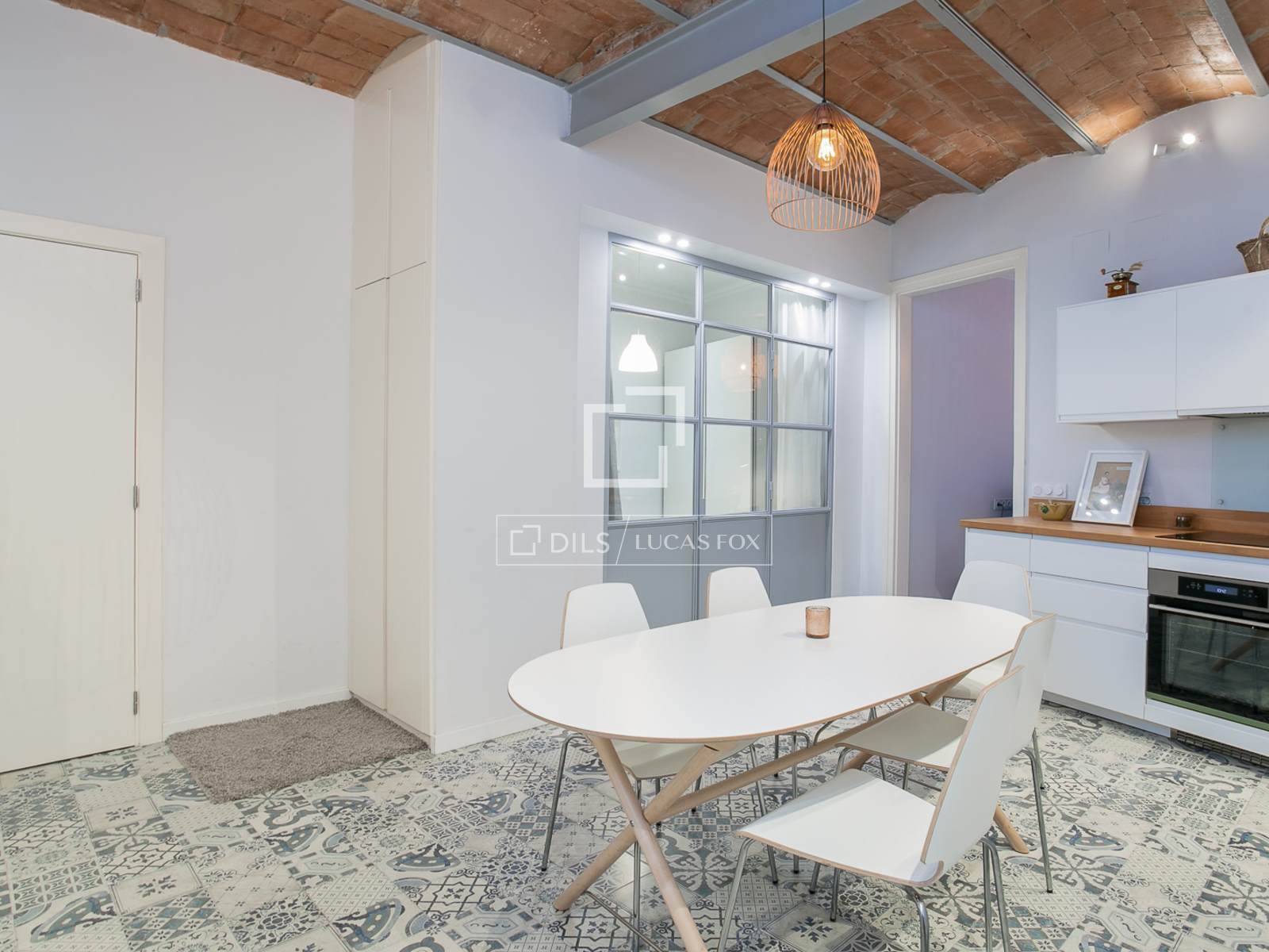 Apartment in Barcelona, Spain 2 bedrooms, 81 sq.m. No. 192685