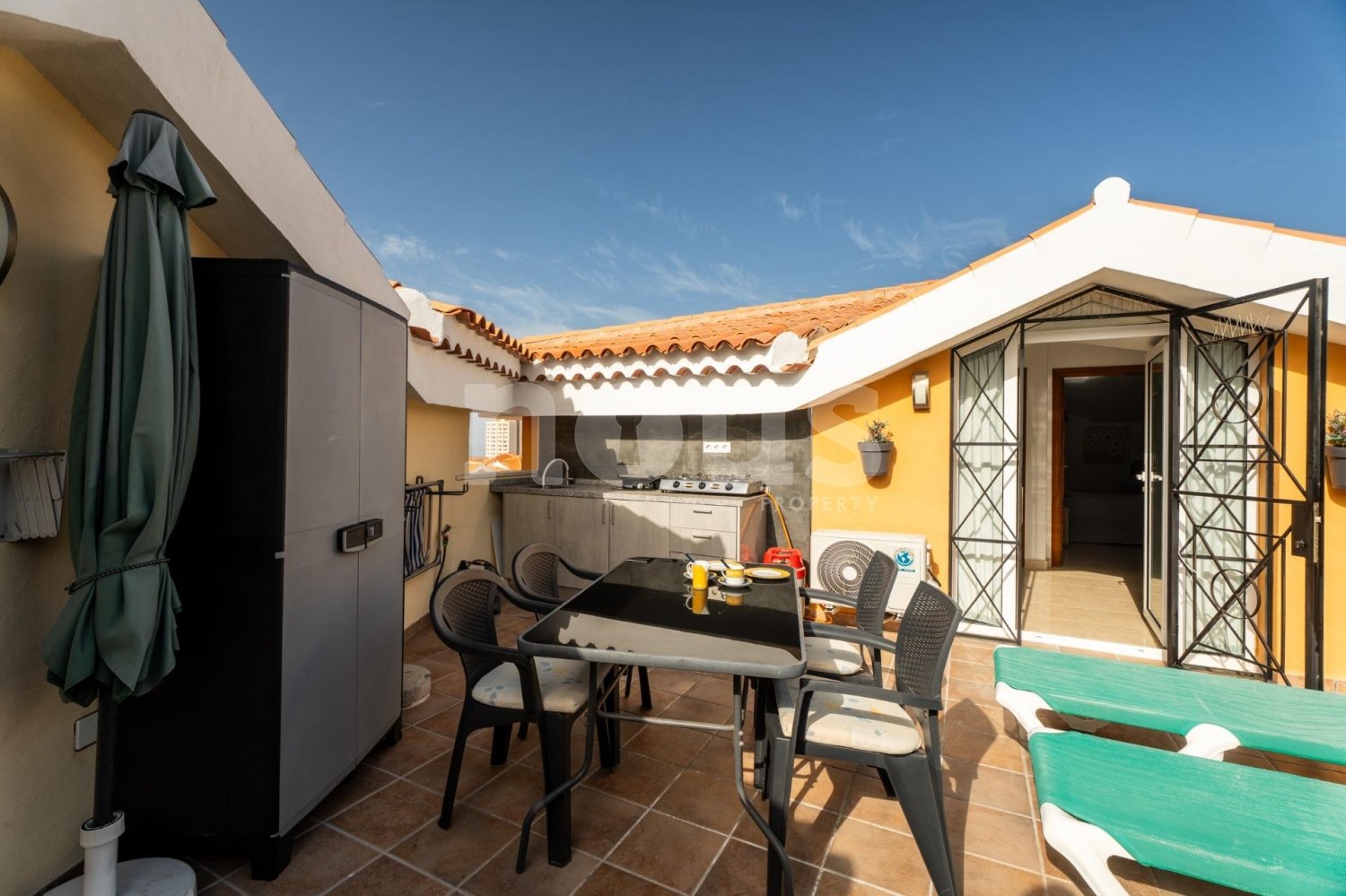 Kattohuoneisto Los Cristianos, Tenerife, Espanja 2 makuuhuonetta, 145 m2 No. 151437