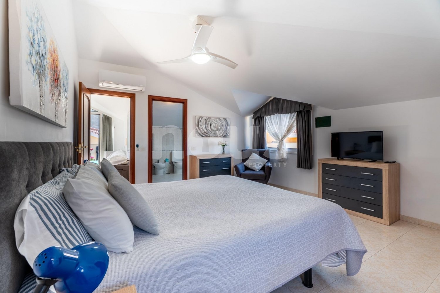 Kattohuoneisto Los Cristianos, Tenerife, Espanja 2 makuuhuonetta, 145 m2 No. 151437