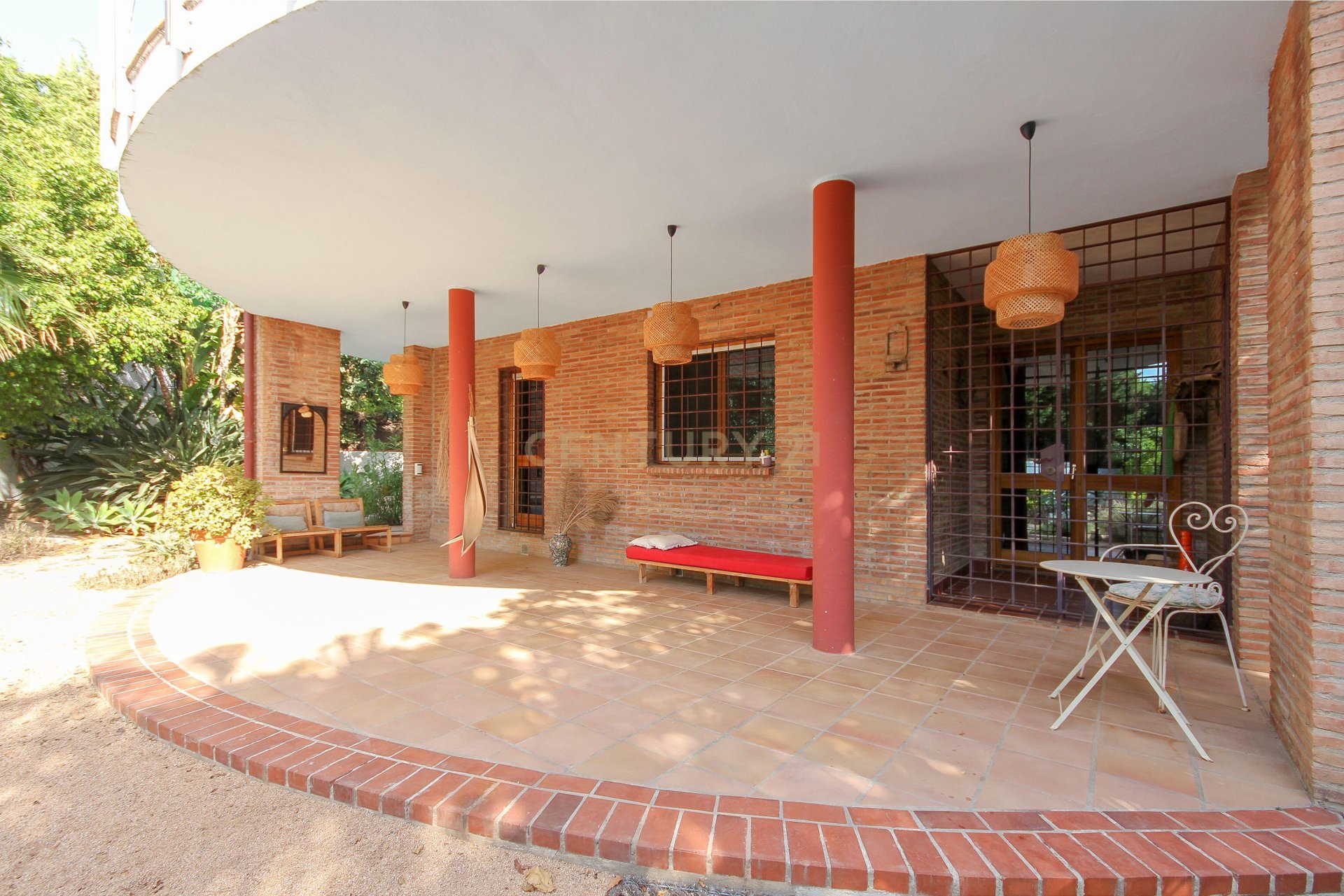 House à Vilanova i la Geltru, Barcelona, Espagne 4 chambres, 320 m2 No. 193828