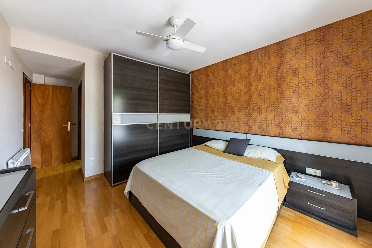 Huoneisto Parets del Vallès, Barcelona, Espanja 4 makuuhuonetta, 118 m2 No. 193827