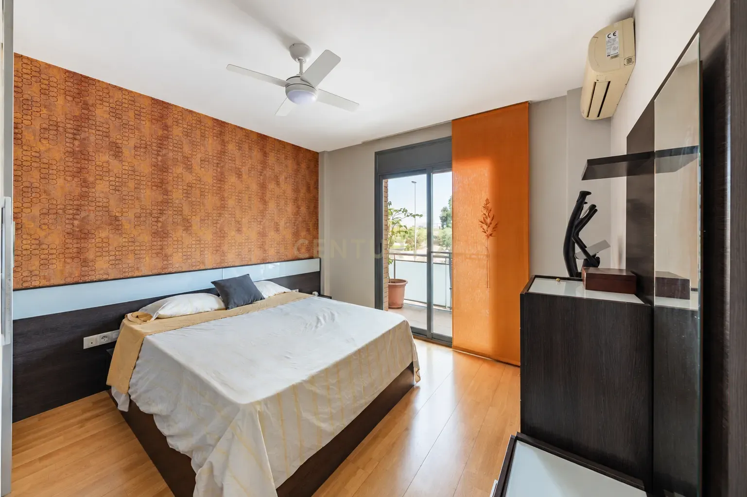 Huoneisto Parets del Vallès, Barcelona, Espanja 4 makuuhuonetta, 118 m2 No. 193827