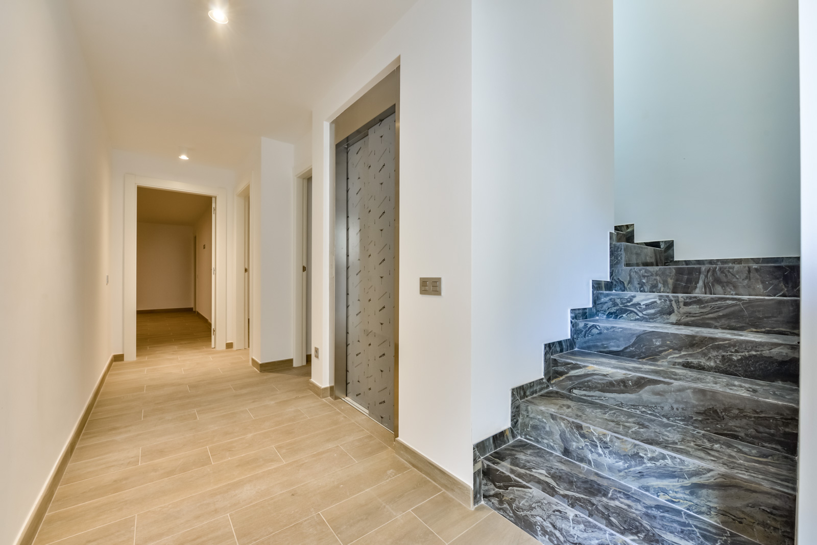 Villa à Benidorm, Alicante, Espagne 7 chambres, 636 m2 No. 180643