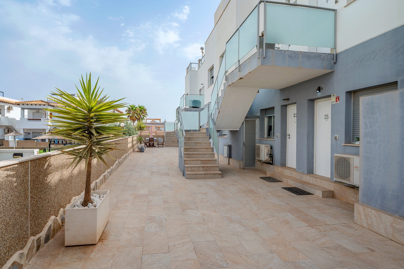 Bungalow en Alicante, España 2 dormitorios, 89 m2 No. 195677