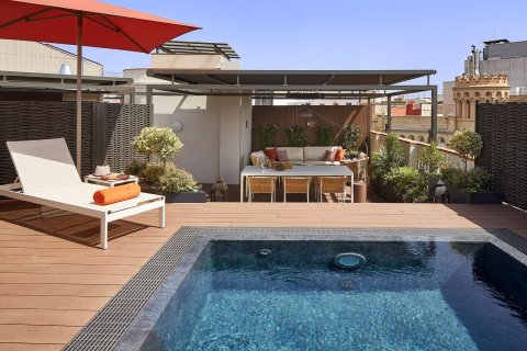 Apartamento en Barcelona, España 3 dormitorios, 274 m2 No. 152134