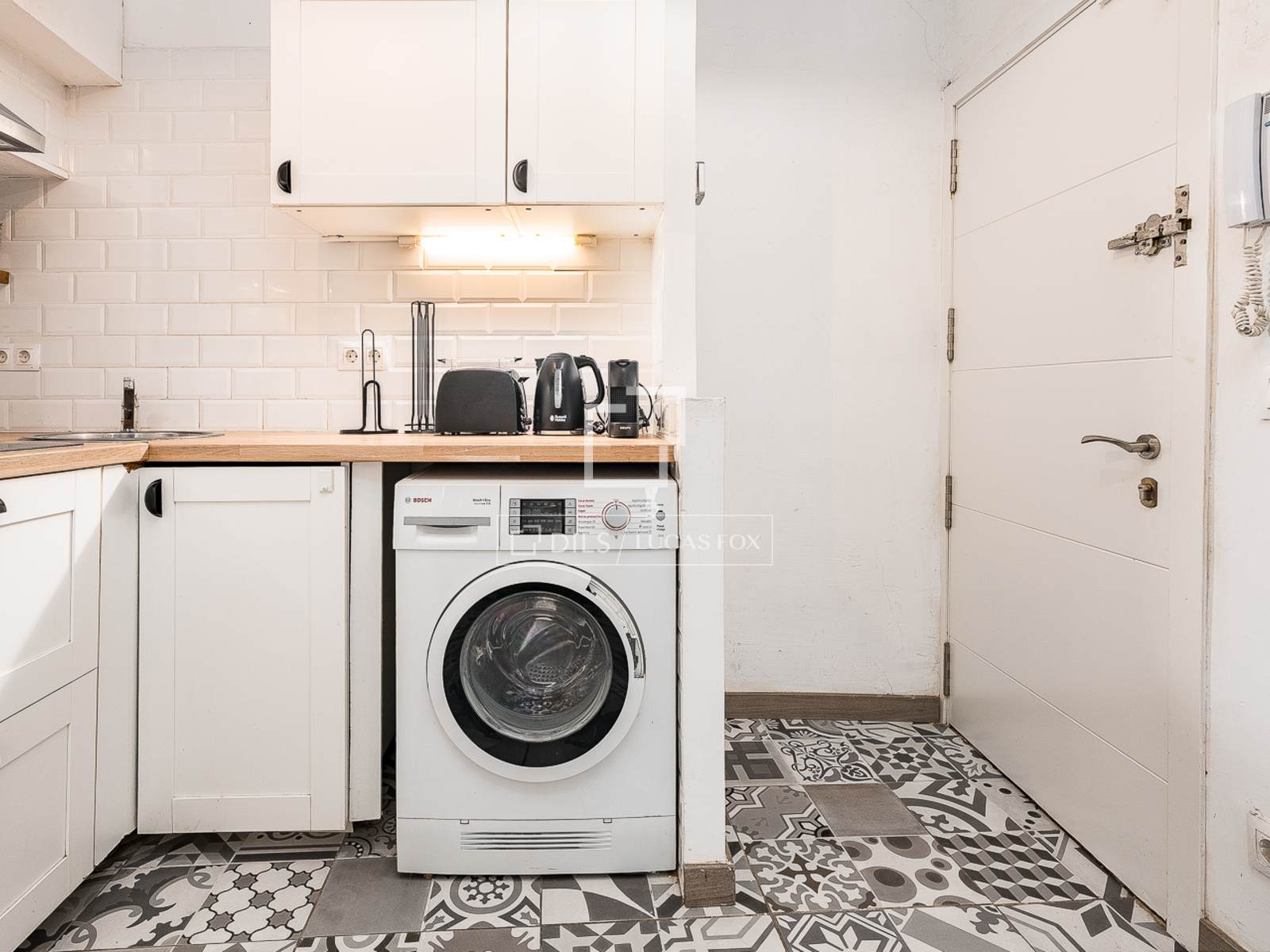 Apartment à Barcelona, Espagne 2 chambres, 77 m2 No. 167980