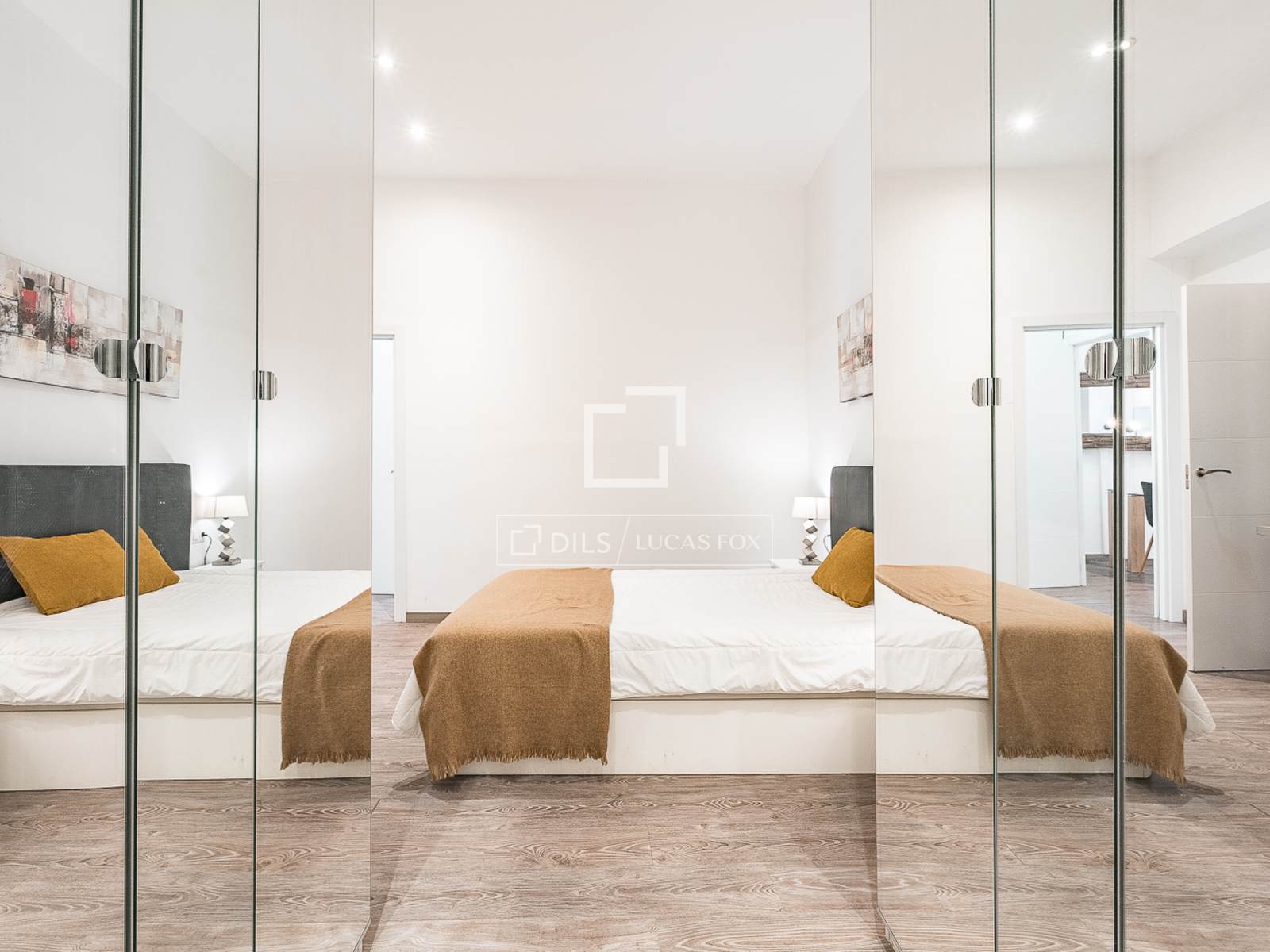 Apartment à Barcelona, Espagne 2 chambres, 77 m2 No. 167980