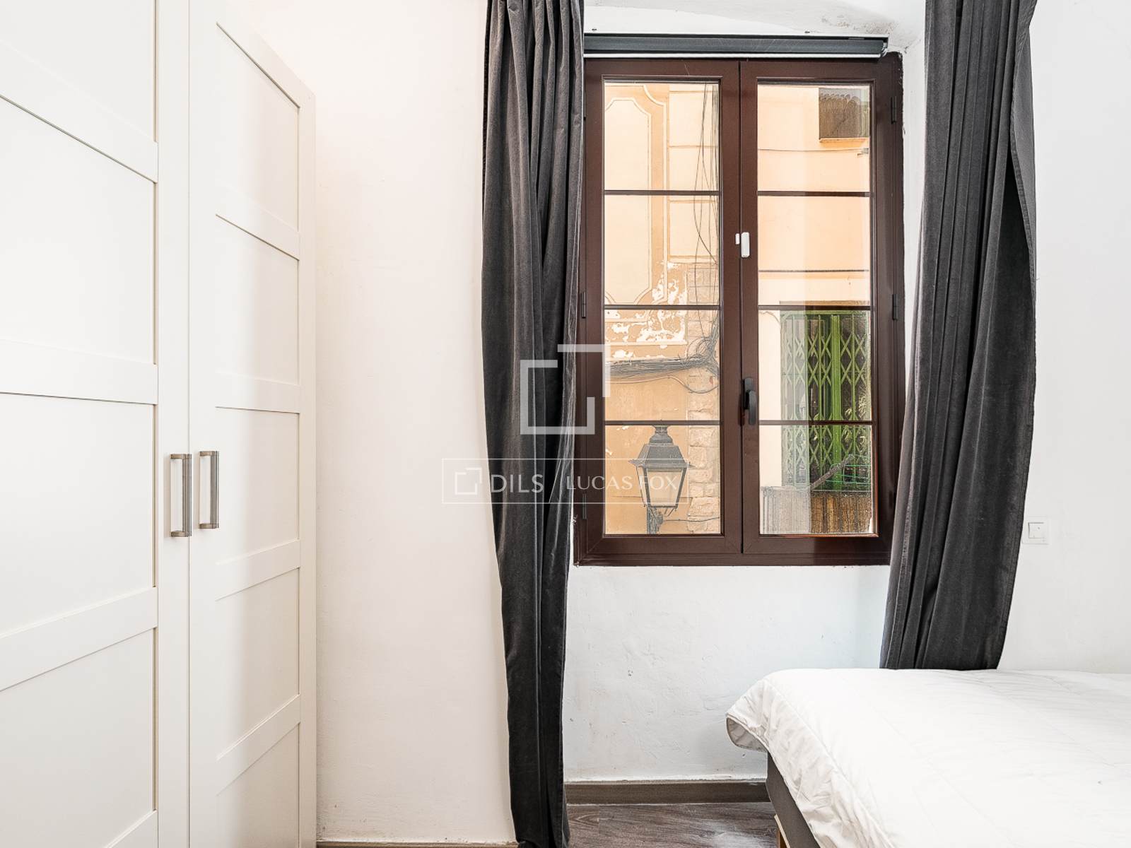 Apartment à Barcelona, Espagne 2 chambres, 77 m2 No. 167980