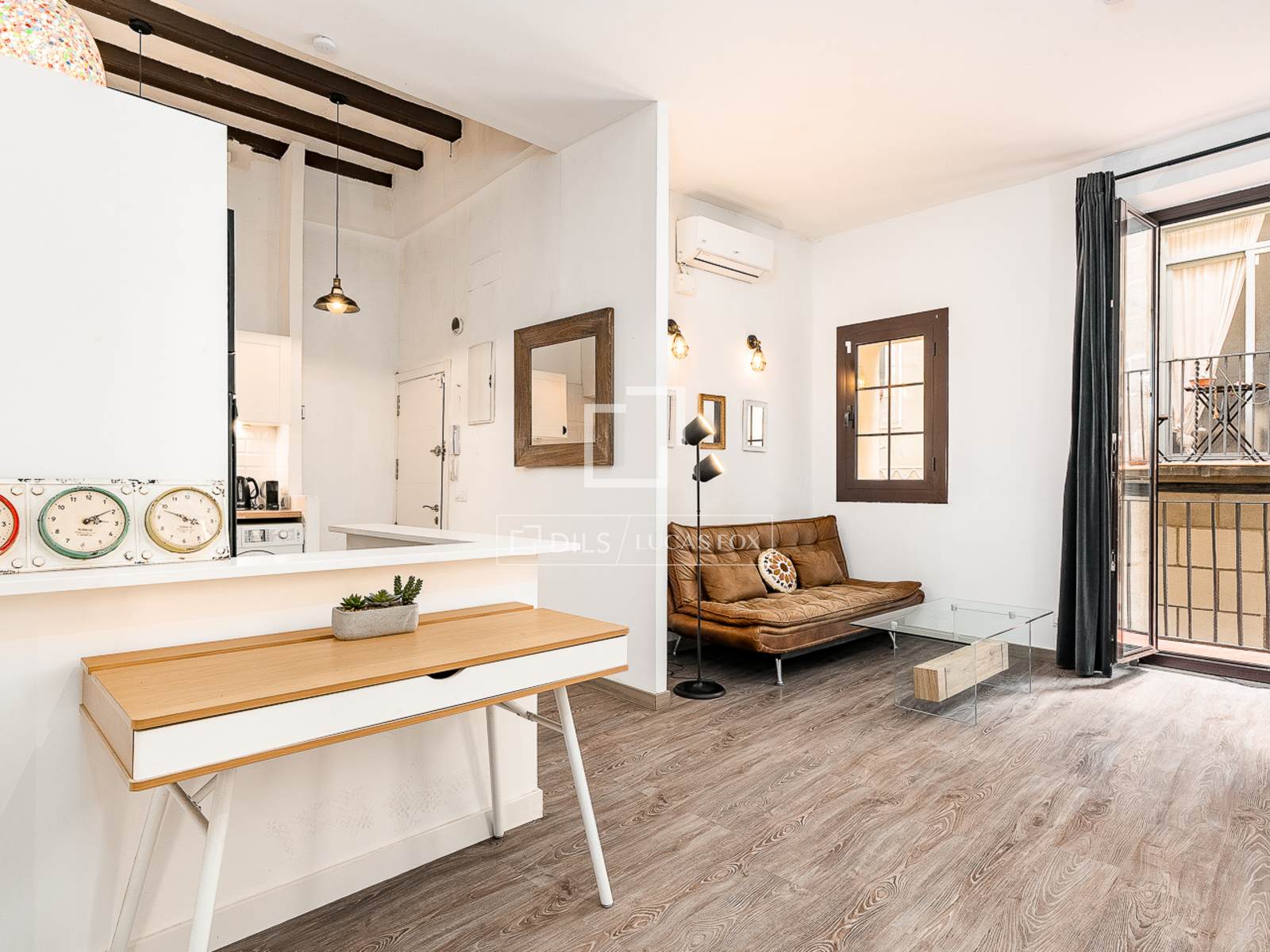 Apartment à Barcelona, Espagne 2 chambres, 77 m2 No. 167980
