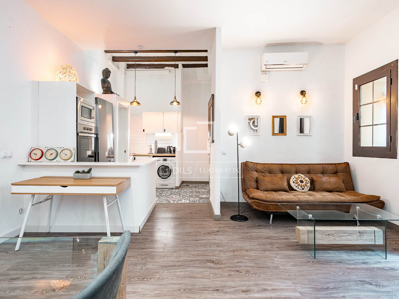 Apartment à Barcelona, Espagne 2 chambres, 77 m2 No. 167980