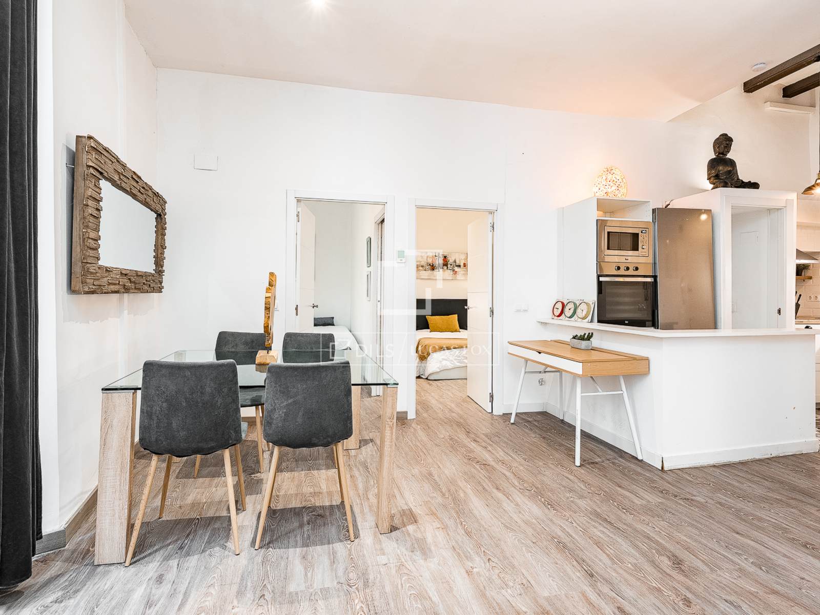 Apartment à Barcelona, Espagne 2 chambres, 77 m2 No. 167980