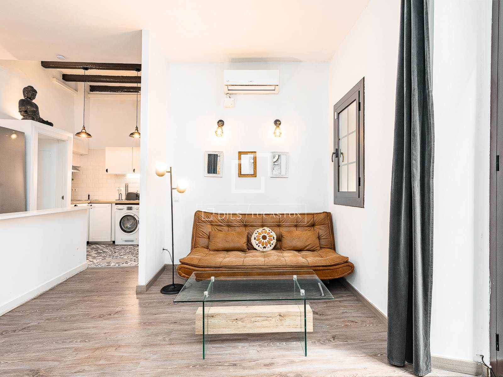 Apartment à Barcelona, Espagne 2 chambres, 77 m2 No. 167980