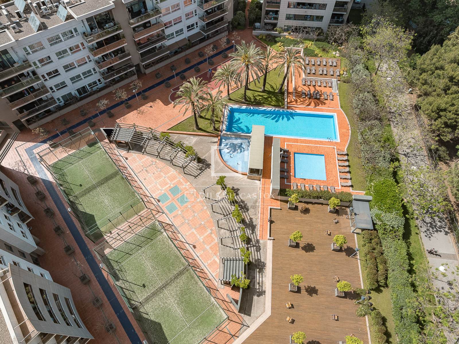Apartment à Barcelona, Espagne 3 chambres, 112 m2 No. 167986