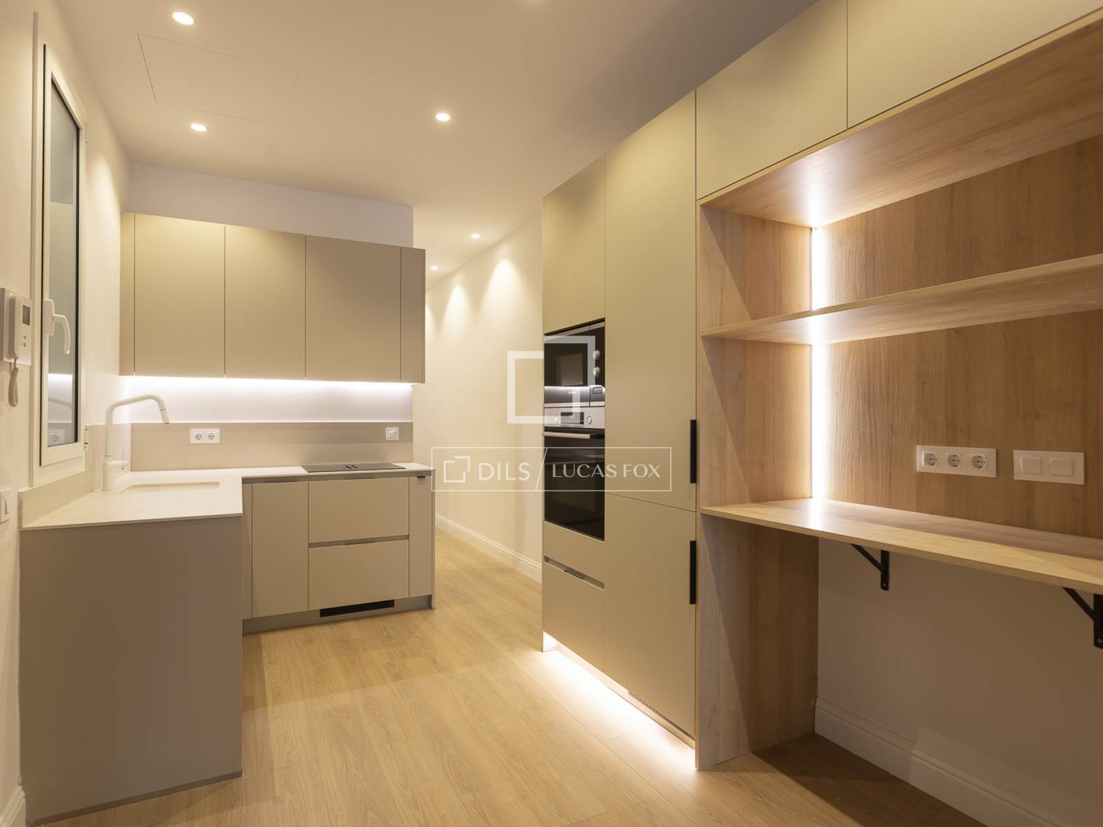 Wohnung in Barcelona, Spanien 2 Schlafzimmer, 84 m2 Nr. 167981