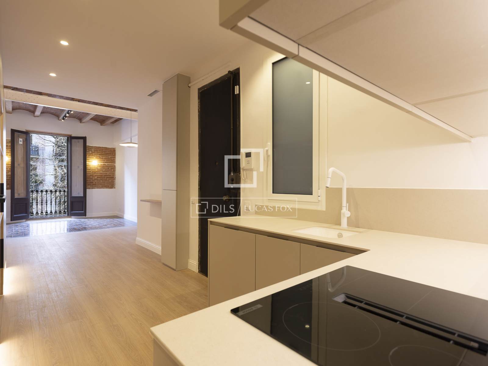 Wohnung in Barcelona, Spanien 2 Schlafzimmer, 84 m2 Nr. 167981