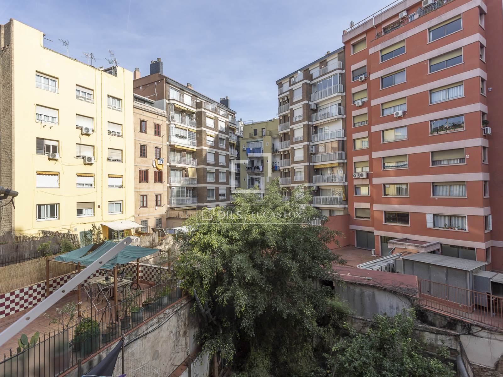 Wohnung in Barcelona, Spanien 2 Schlafzimmer, 84 m2 Nr. 167981