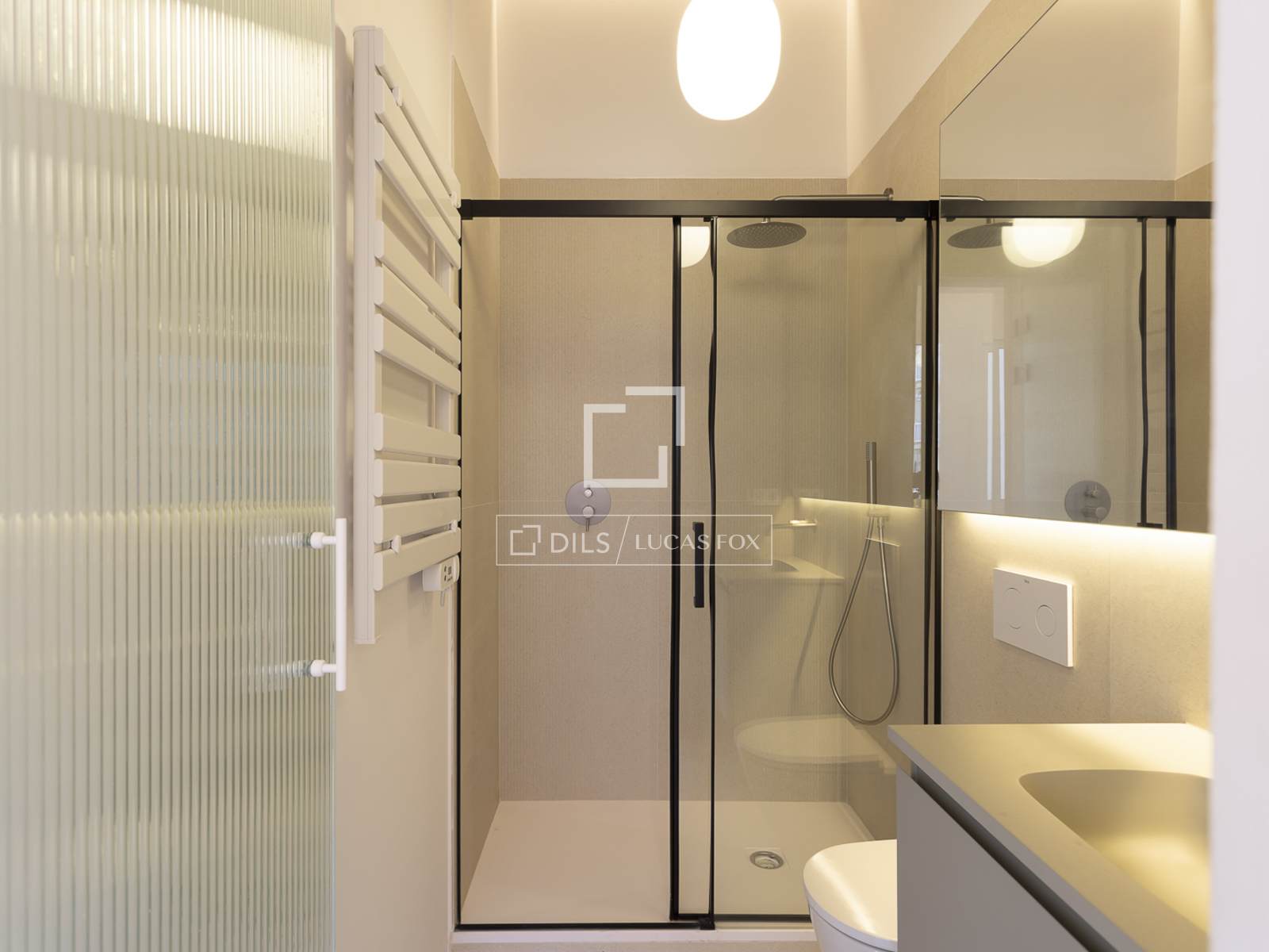 Wohnung in Barcelona, Spanien 2 Schlafzimmer, 84 m2 Nr. 167981