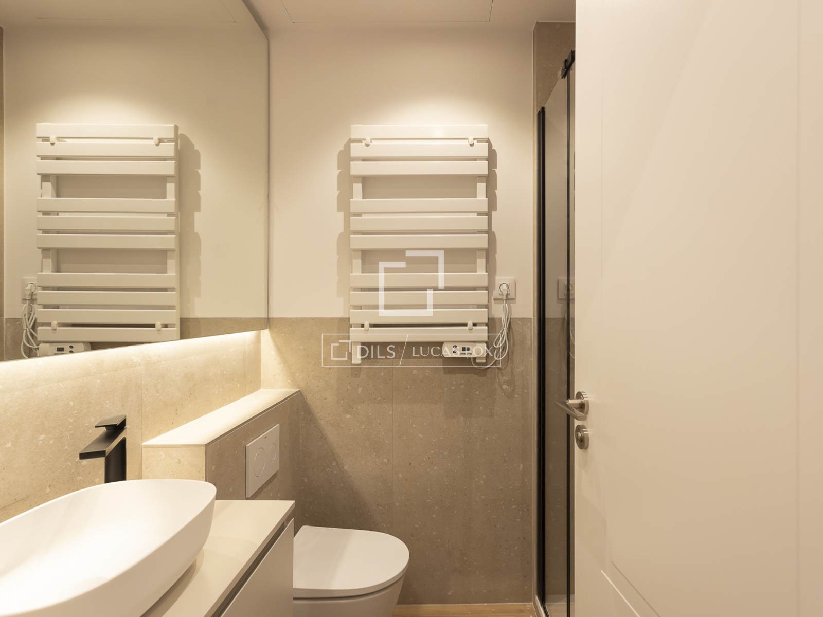 Wohnung in Barcelona, Spanien 2 Schlafzimmer, 84 m2 Nr. 167981
