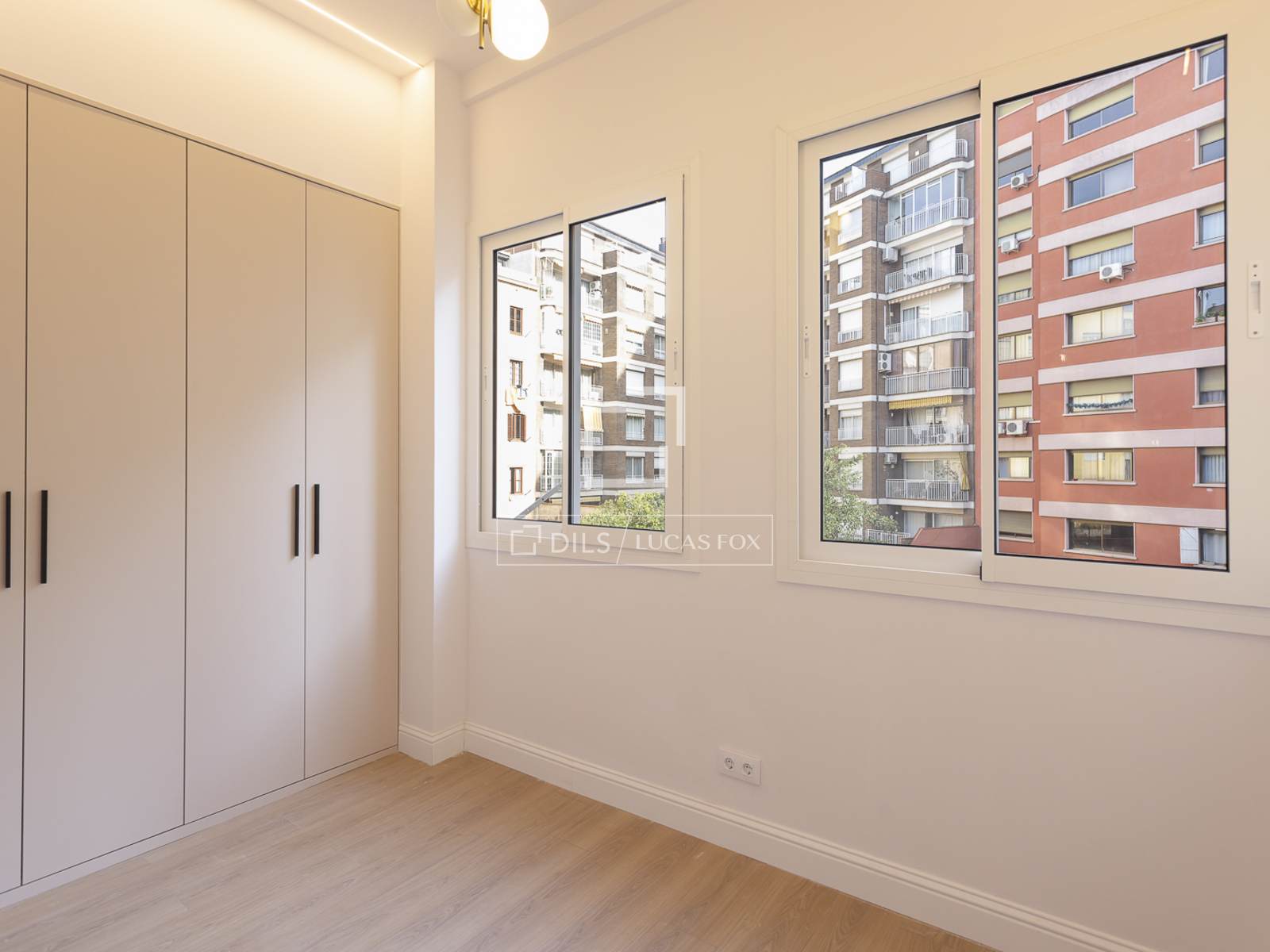 Wohnung in Barcelona, Spanien 2 Schlafzimmer, 84 m2 Nr. 167981