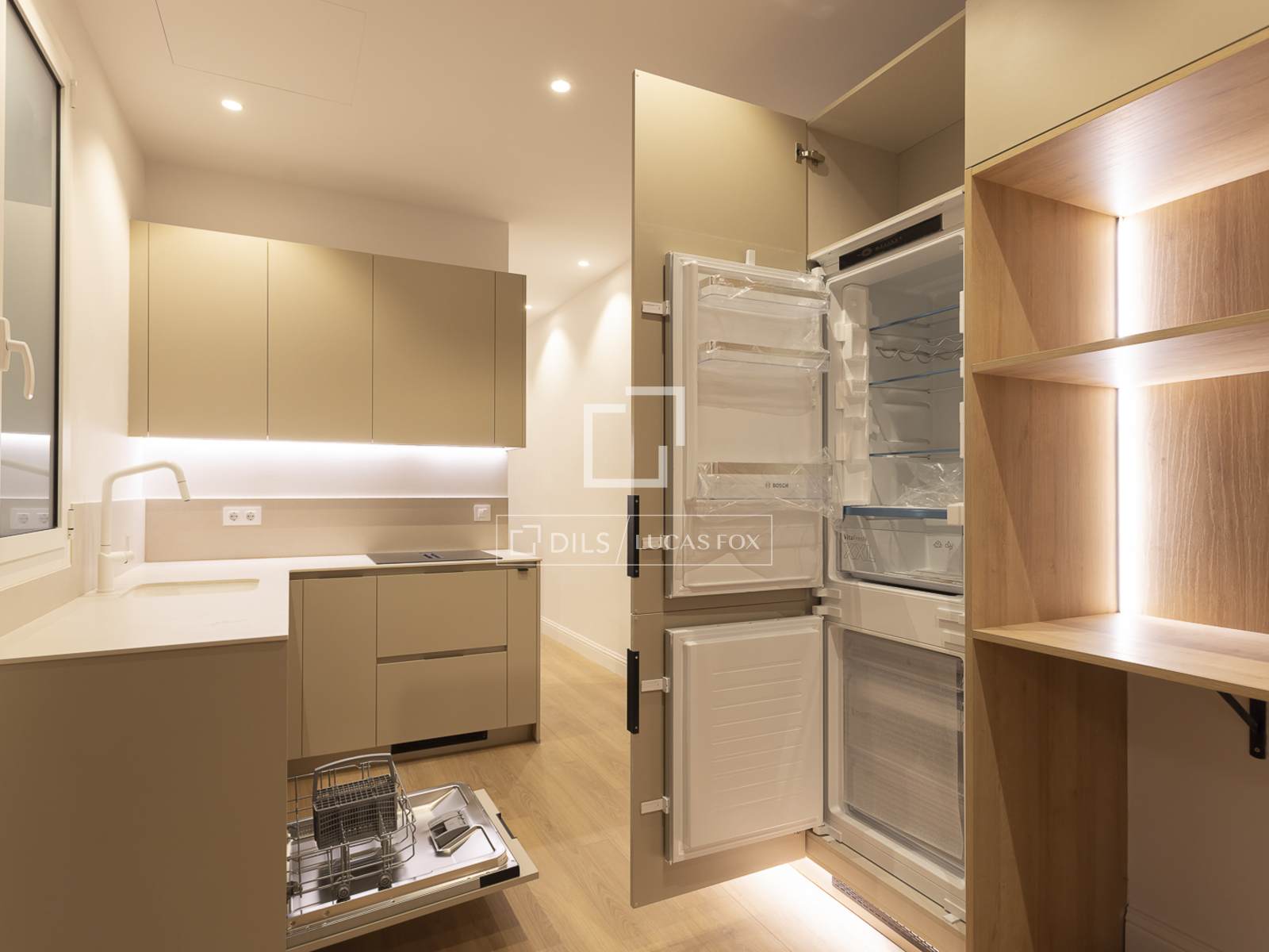 Wohnung in Barcelona, Spanien 2 Schlafzimmer, 84 m2 Nr. 167981