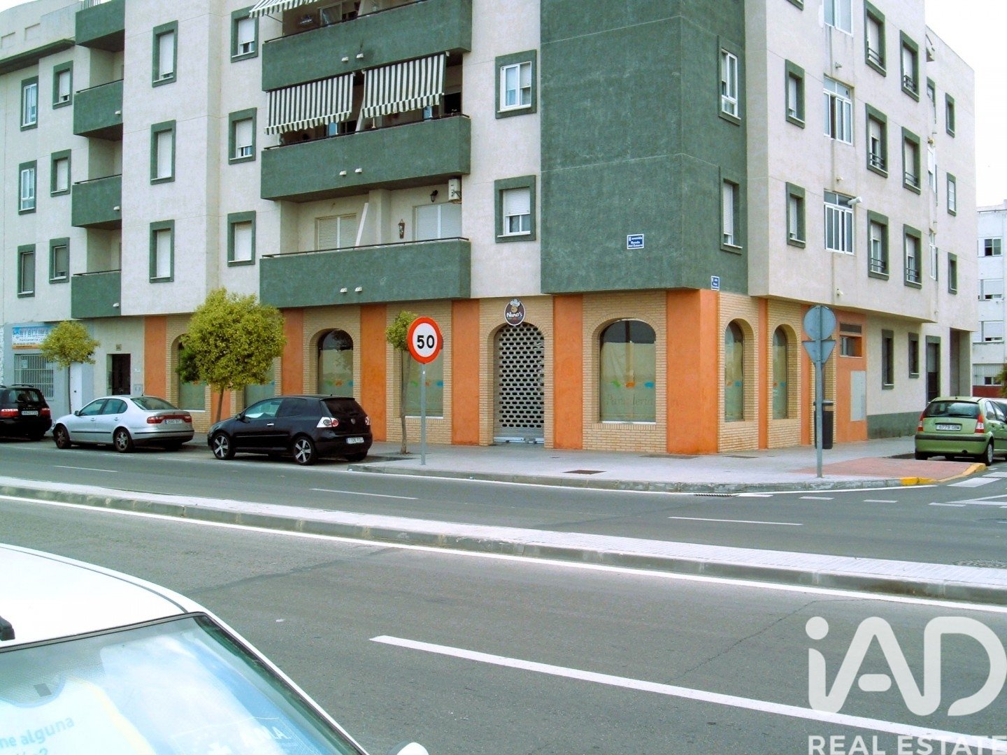 Commercial property in San Fernando, Cadiz, Spain 204 sq.m. No. 152499