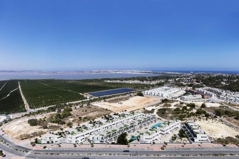 Takvåning i Los Balcones, Alicante, Spanien 2 sovrum, 178 kvm. Nr. 168373