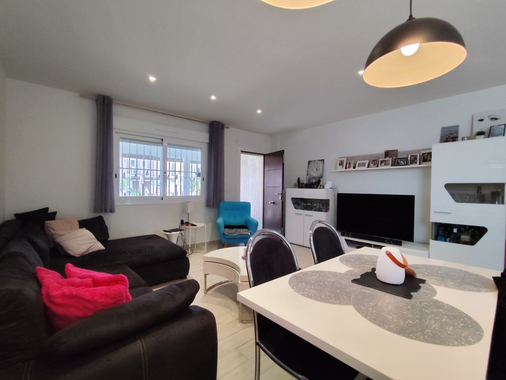 Townhouse in Torrevieja, Alicante, Spanien 4 Schlafzimmer, 189 m2 Nr. 196172